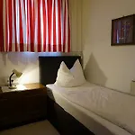 Bergland Apartment *